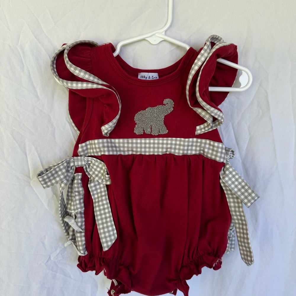 Elephant Baby Ruffle Bottom Bubble